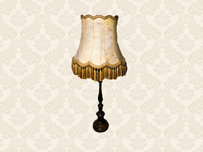 Starinska stilska lampa